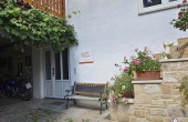 Separater Eingang zur Wohnung - Ferienwohnung Haus Vroni, Weindorf Königsbach, Neustadt / Weinstr. (Pfalz)